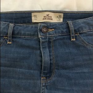 Hollister Jeggings (SIZE 11)
